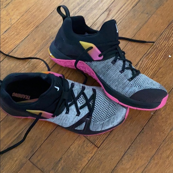 Nike Metcon Flyknit 3 - Picture 3 of 9